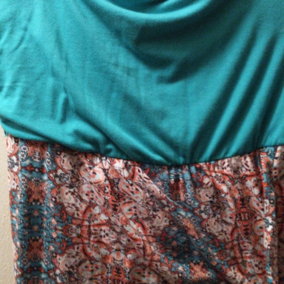 Shirts, dresses, sweaters, rompers, and etc. - Picture 2 of 12